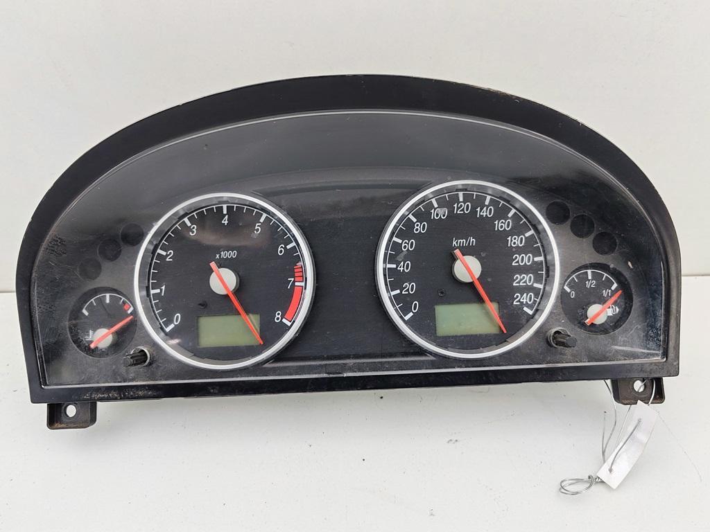 приборная панель Ford Mondeo III 2001, 2.0 л., бензин, МКПП, серый, универсал, 1S7F10841