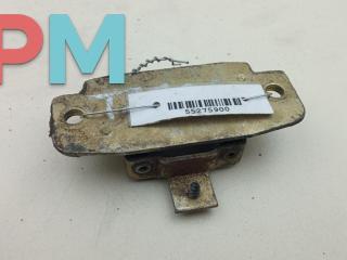 ответная часть (скоба) замка двери Volkswagen Transporter T4 1996, 2.4 л., дизель, МКПП, красный, микроавтобус, 701829721A