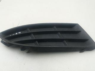 заглушка (решетка) в бампер Skoda Fabia 2 поколение (5J) [рестайлинг] 2011, 1.2 л., бензин, МКПП, серый, универсал, 5J0807368A