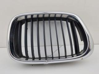 решетка радиатора BMW 5 серия E39 1999, серый, седан, 8184532