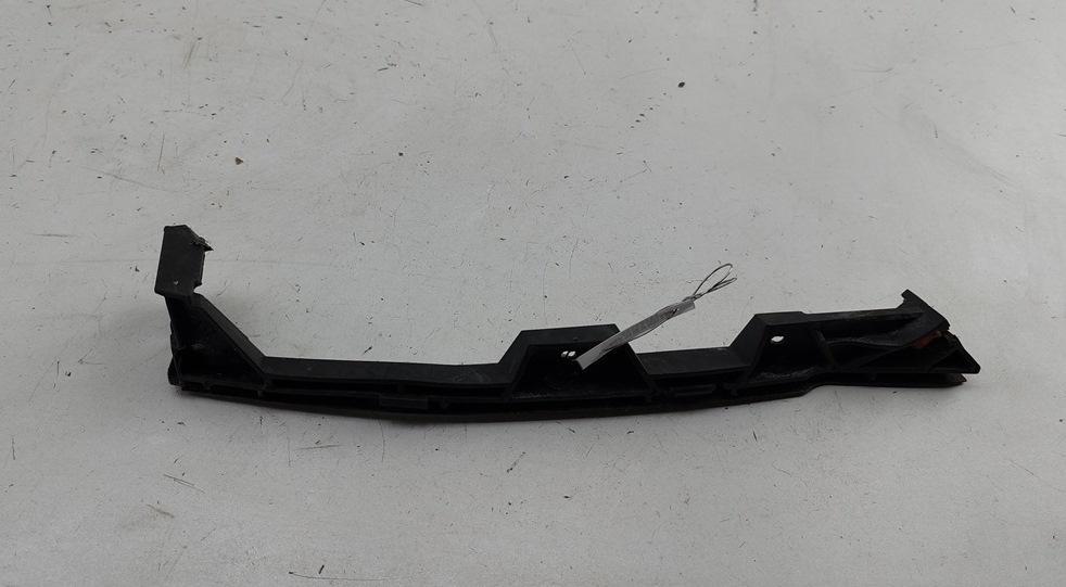 кронштейн переднего бампера Opel Vectra C 2004, 2.2 л., дизель, МКПП, серый, универсал, 13140761