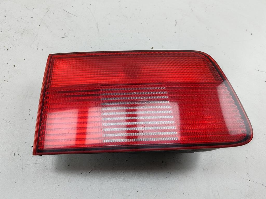 фонарь крышки багажника левый BMW 5 E39 2000, 2.0 л., бензин, МКПП, зелёный, универсал, 8361673