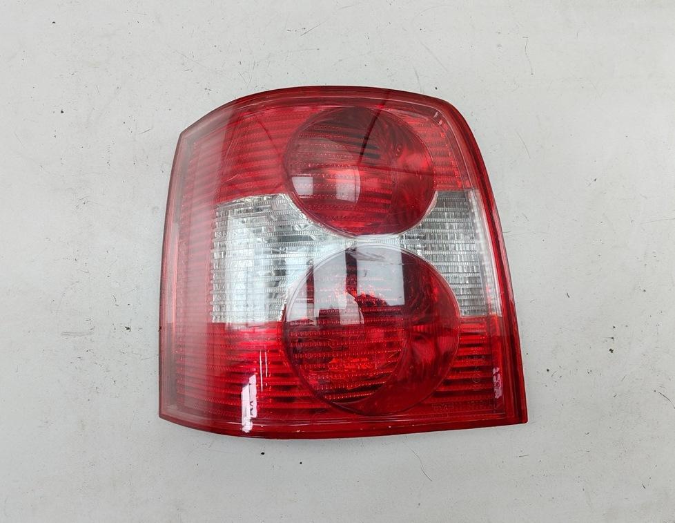 фонарь задний левый Volkswagen Passat B5+ (GP) 2003, 2.0 л., бензин, МКПП, чёрный, универсал, 11-A210L