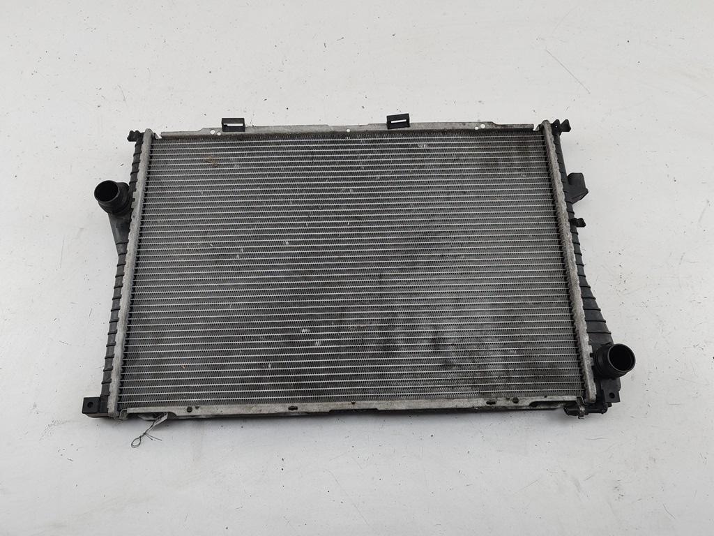 радиатор охлаждения BMW 5 E39 2001, 2.2 л., бензин, АКПП, чёрный, универсал, 60648A