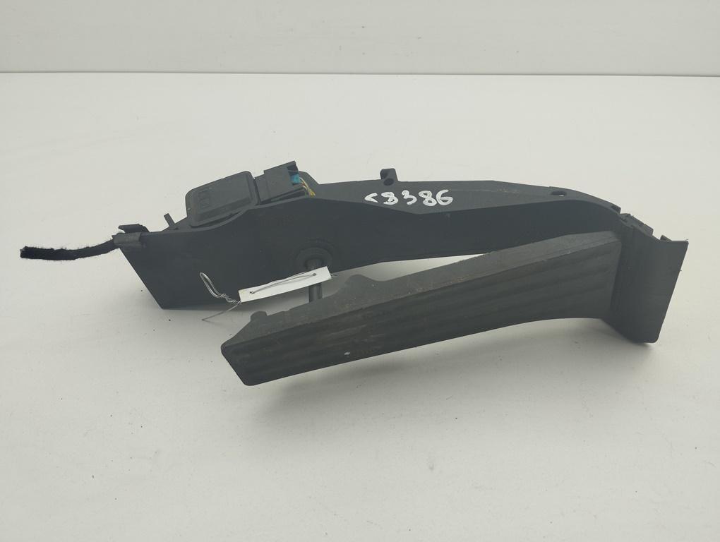 педаль BMW 3 E46 2001, 2.2 л., бензин, МКПП, серый, универсал