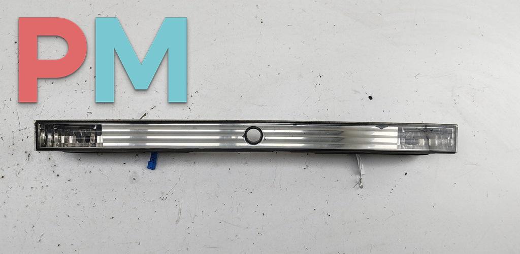 подсветка номера BMW 7 серия E65/E66/E67 2003, 4.4 л., бензин, АКПП, зелёный, седан, 6908711 - фото №1
