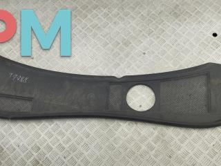 дождевик Audi A6 4B/C5 1997, 2.4 л., бензин, МКПП, серый, седан, 4B1819447