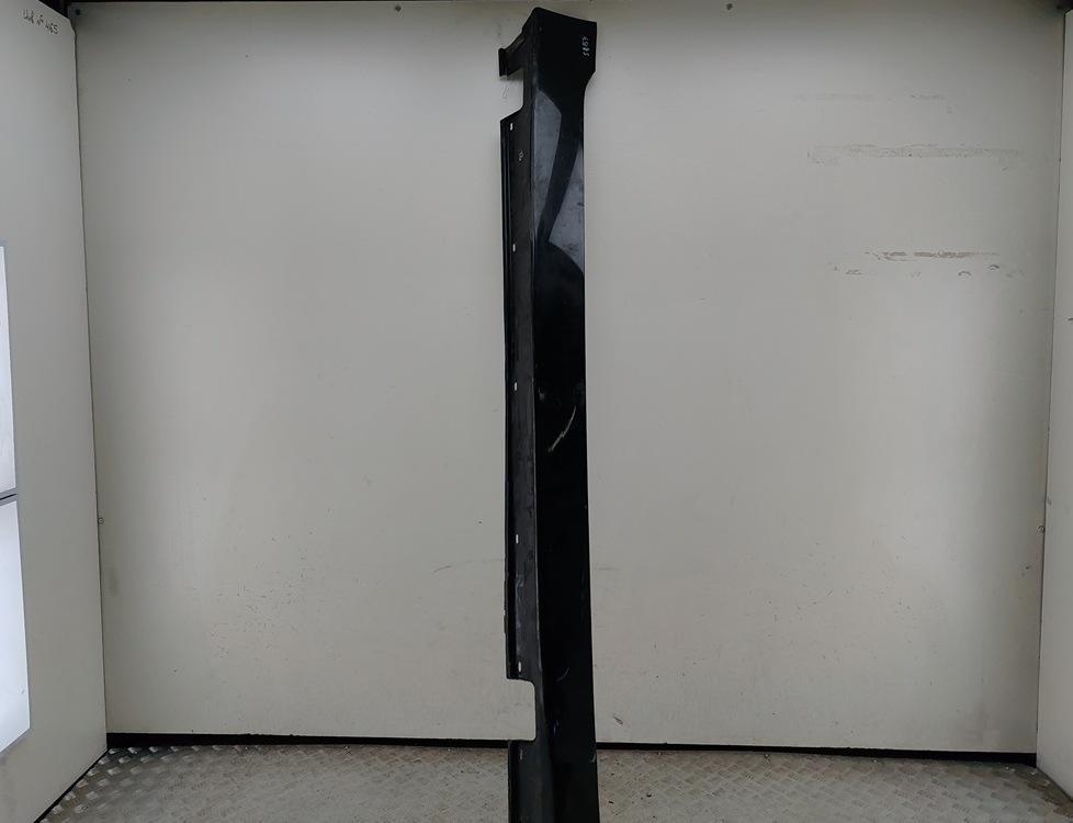 Накладка на порог наружная правая BMW 5 E60/E61 2006, чёрный, универсал, 7033760