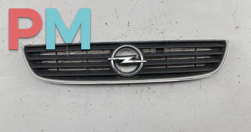 решетка радиатора Opel Zafira 1 поколение (A) 2002, серый, минивэн, 90580685 - фото №1
