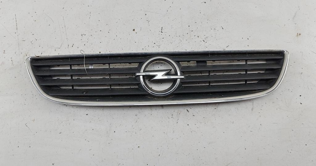 решетка радиатора Opel Zafira A 2002, серый, минивэн, 90580685