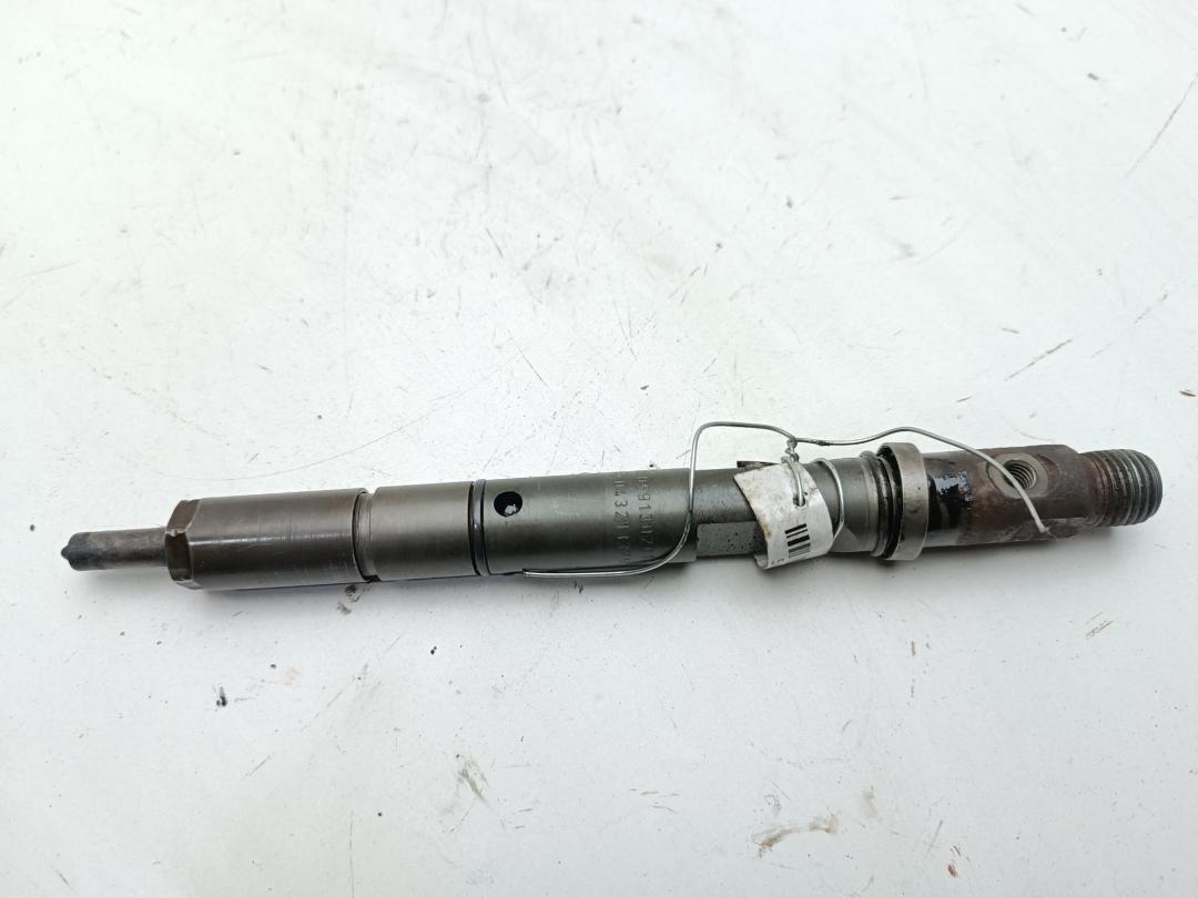 форсунка Audi A4 B6 2002, 2.5 л., дизель, АКПП, серый, универсал, 059130201F