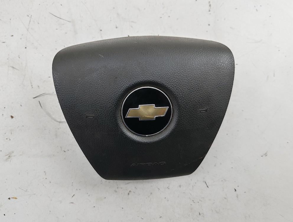 подушка безопасности водителя Chevrolet Captiva 2010, 2.0 л., дизель, МКПП, чёрный, внедорожник 5 дв., 96809649