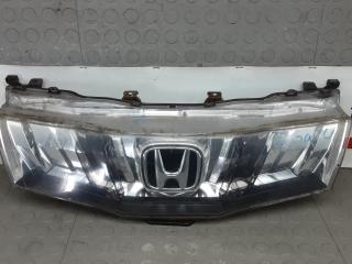 решетка радиатора Honda Civic 8 поколение 2007, 2.2 л., дизель, МКПП, хетчбэк 5 дв.