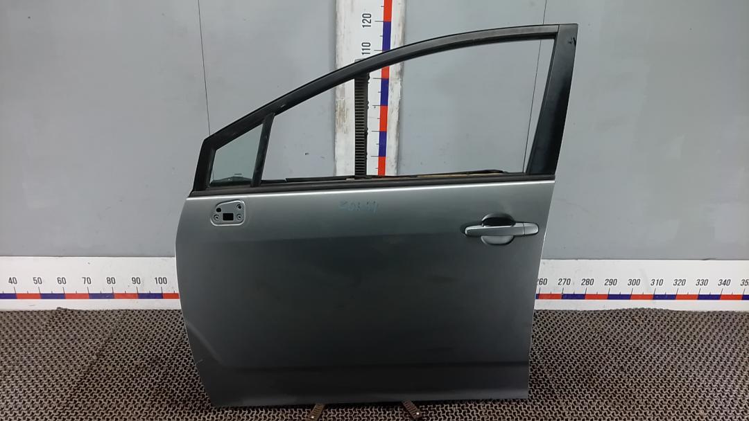 дверь передняя левая Toyota COROLLA VERSO 2009, 2.2 л., дизель, МКПП, минивэн - фото №1