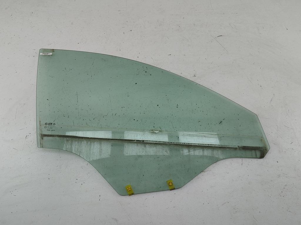 стекло двери передней правой Chevrolet Captiva 2010, 2.0 л., дизель, МКПП, чёрный, внедорожник 5 дв.