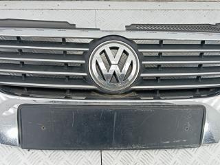 решетка радиатора Volkswagen Passat B6 2007, 1.9 л., дизель, МКПП, универсал, 3C0853651AH