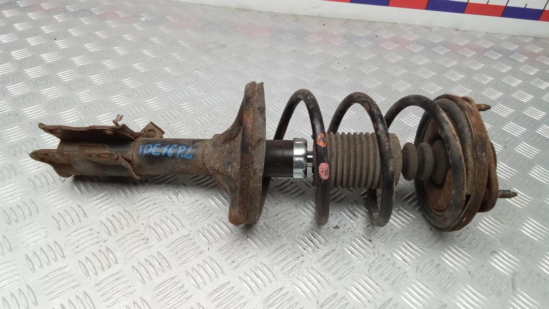 Стойка Mitsubishi Lancer 9 поколение 2006, 2.0 л., бензин, МКПП, универсал, MN101958, MR589877, MN101959 - фото №1