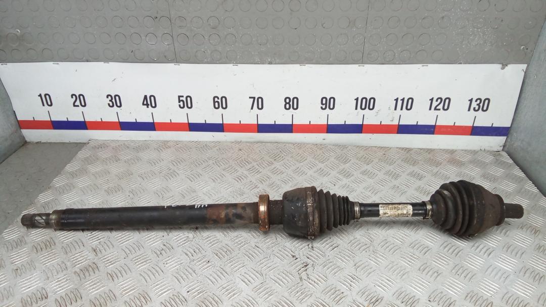 полуось передняя правая (приводной вал, ШРУС) Ford Mondeo 4 поколение 2007, 2.5 л., бензин, МКПП, хетчбэк 5 дв. - фото №1