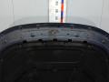 капот Land Rover Discovery 3 поколение 2005, 2.7 л., TD V6, дизель, МКПП, внедорожник 5 дв. - фото №9