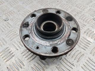 ступица передняя правая Volkswagen Passat B6 2007, 2.0 л., дизель, МКПП, чёрный, универсал