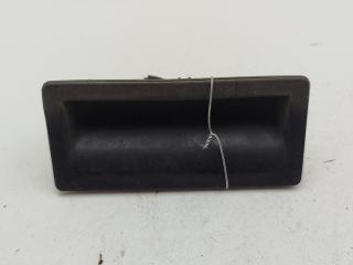 кнопка открытия багажника Volkswagen Passat B6 2007, 2.0 л., дизель, МКПП, чёрный, универсал