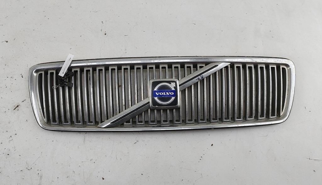 решетка радиатора Volvo S70 / V70 2000, серый, универсал