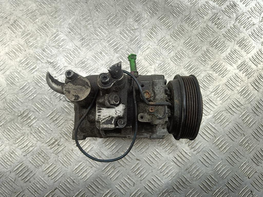 компрессор кондиционера Audi A8 D2 2002, 4.2 л., бензин, 4B0260805B