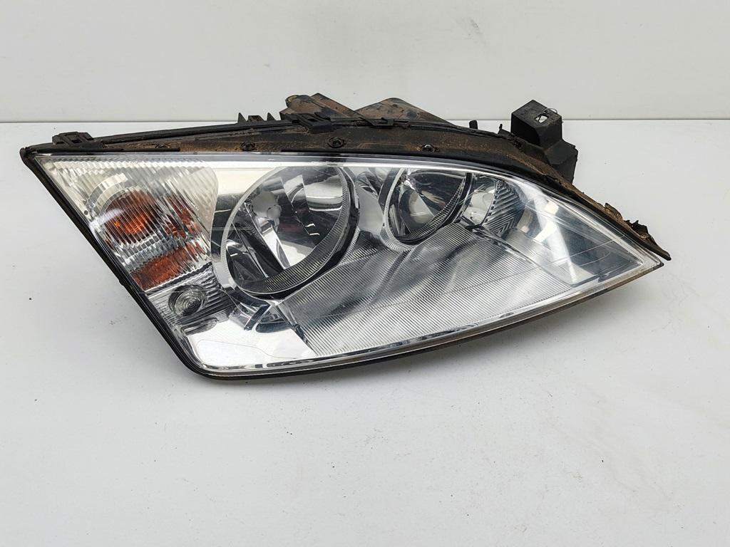 фара правая Ford Mondeo III 2006, 1.8 л., бензин, МКПП, серый, седан, 1S7113005AM