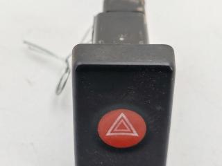кнопка аварийной сигнализации Dacia (Renault) Logan I 2007, 1.4 л., бензин, МКПП, красный, седан, 213181A