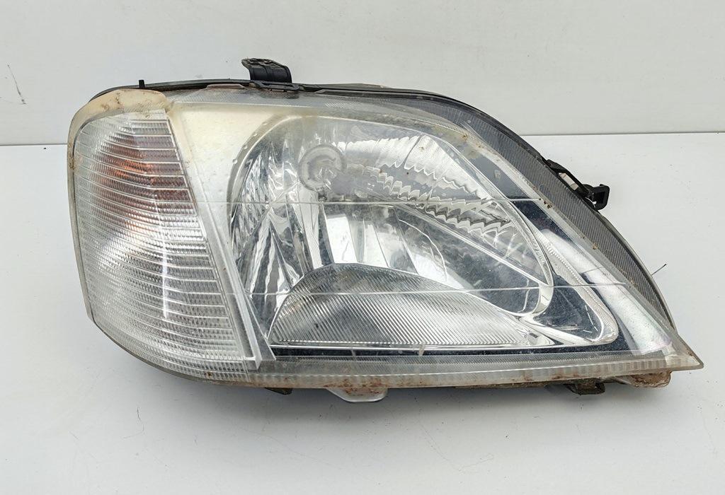 фара правая Dacia (Renault) Logan I 2007, 1.4 л., бензин, МКПП, красный, седан, 8200211006