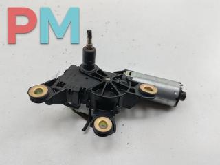 Двигатель стеклоочистителя заднего (моторчик дворников) Volkswagen Passat B5 1999, 1.8 л., бензин, МКПП, красный, универсал, 3B9955711C