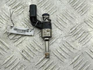 форсунка Volkswagen Touran 1 поколение [2-й рестайлинг] 2010, 1.4 л., бензин, МКПП, серый, минивэн, 03C906036F