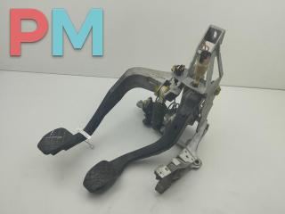 узел педальный (блок педалей) Volkswagen Passat B5 [рестайлинг] 2001, 2.0 л., бензин, МКПП, синий, универсал, 8D1721117K