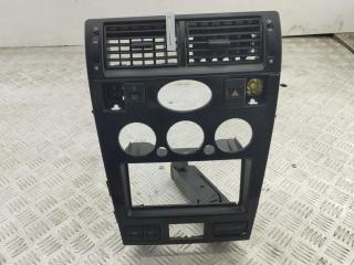 консоль салона (центральная часть) Ford Mondeo 3 поколение [рестайлинг] 2003, 2.0 л., дизель, МКПП, серый, универсал, 1S7118522