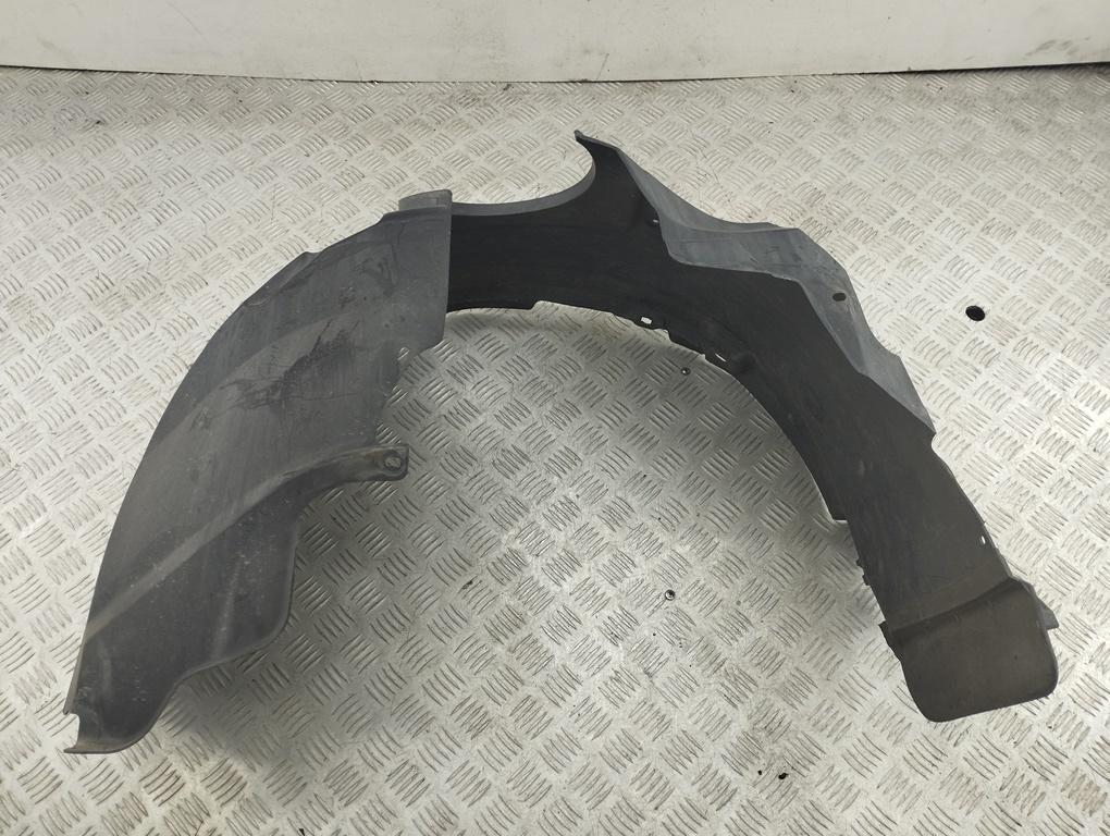 Подкрылок передний правый Ford Mondeo III 2001, 1.8 л., бензин, хетчбэк 5 дв., 1S7116115AH