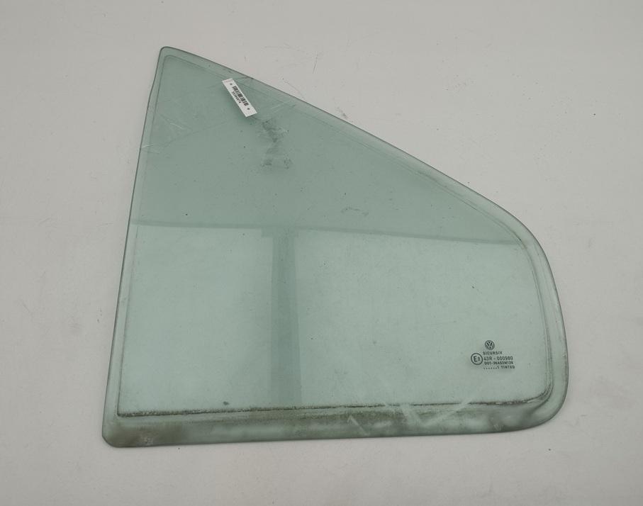 форточка задняя левая Volkswagen Bora 1 поколение 2001, 2.0 л., бензин, МКПП, серый, седан - фото №1