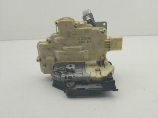 замок двери передней правой Volkswagen Passat B6 2005, 2.0 л., бензин, АКПП, чёрный, универсал, 3C1837016A