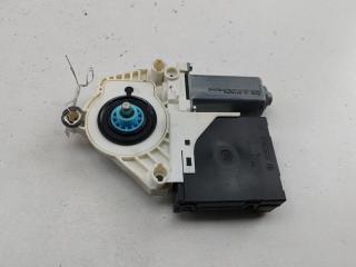 моторчик стеклоподъемника передний правый Volkswagen Passat B6 2009, 2.0 л., дизель, АКПП, серый, универсал, 1K0959702AC