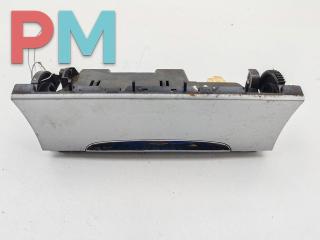 пепельница Volkswagen Passat B6 2008, 2.0 л., дизель, МКПП, синий, универсал, 3C0863284G