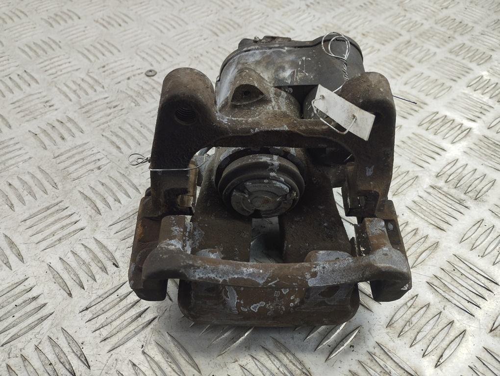 суппорт задний правый Volkswagen Passat B6 2007, 1.8 л., бензин, МКПП, серый, универсал