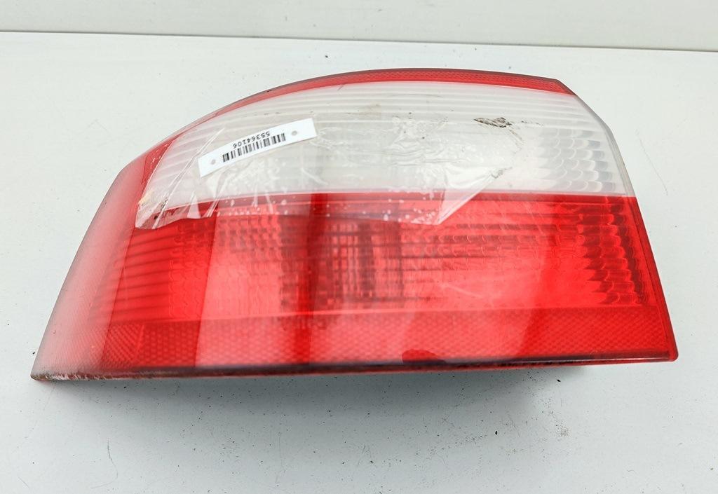фонарь задний левый Renault Laguna II 2001, 1.6 л., бензин, МКПП, серый, хетчбэк 5 дв., 8200002473