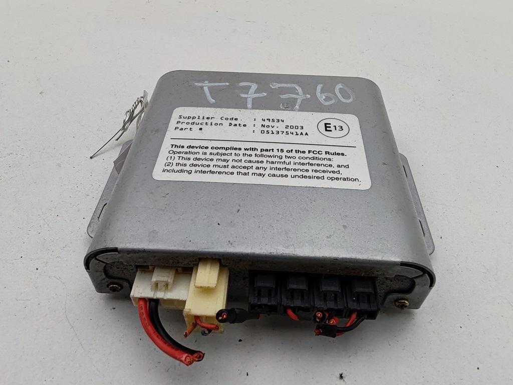 блок управления парктрониками Chrysler Pacifica 2003, 3.5 л., бензин, АКПП, бежевый, внедорожник 5 дв., 05137541AA