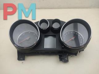 приборная панель Opel Insignia 1 поколение (A) 2009, 2.0 л., дизель, МКПП, чёрный, универсал, 12844142