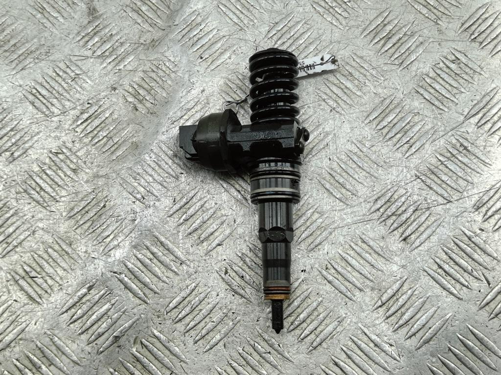 форсунка Volkswagen Touran 1 поколение 2004, 1.9 л., дизель, АКПП, серый, минивэн, 038130073AG, 0414720215 - фото №1