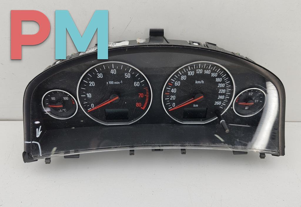 приборная панель Opel Signum C 2003, 3.2 л., бензин, АКПП, серый, хетчбэк 5 дв., 13136739JG - фото №1