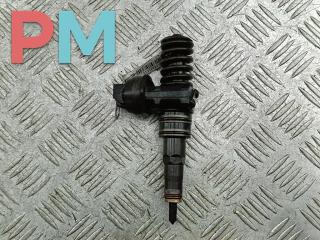 форсунка Volkswagen Touareg 1 поколение 2005, 2.5 л., дизель, АКПП, чёрный, внедорожник 5 дв., 07Z130073F, 0414720210