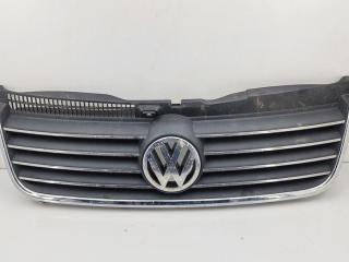 решетка радиатора Volkswagen Passat B5 [рестайлинг] 2001, серый, универсал, 3B0853651L