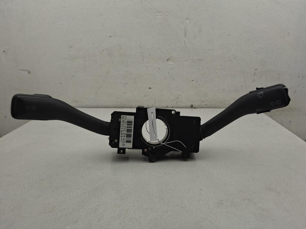 переключатель подрулевой Volkswagen Passat B5+ (GP) 2001, 1.6 л., бензин, МКПП, серый, универсал, 8L0953513G
