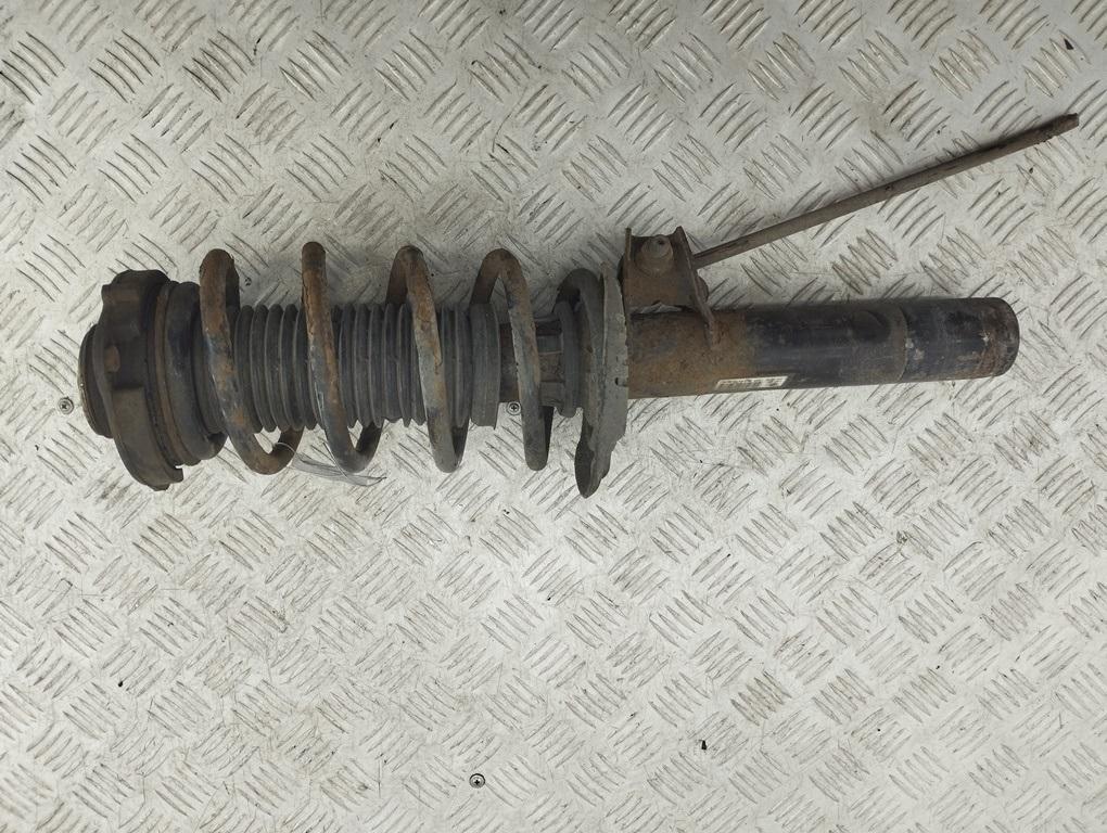 стойка передняя Volkswagen Passat B6 2005, 2.0 л., дизель, МКПП, серый, универсал, 3C0413031