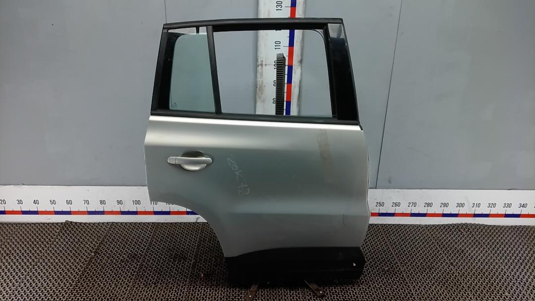 дверь задняя правая Volkswagen Tiguan 1 поколение 2008, 2.0 л., дизель, МКПП, внедорожник 5 дв. - фото №1
